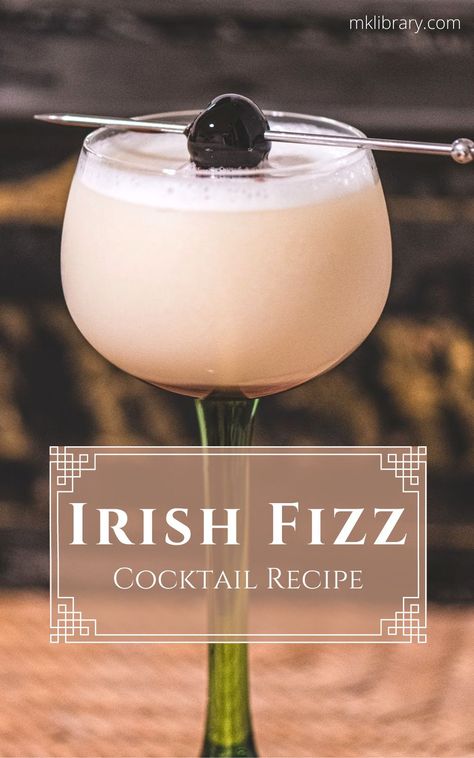 The Irish Fizz Cocktail is a great Irish take on a traditional fizz, featuring classic Irish whiskey. Perfect for those who love a kick of lemon, this drink is a classy way to celebrate St. Patrick's Day. #St.Patrick'sDay #CocktailRecipe March Cocktails, St Pattys Day Cocktail, Irish Liquor Drinks, Irish Drinks Cocktails, Irish Wine, Irish Redhead Drink, Irish Whisky Cocktails, Irish Cocktails Traditional, Irish Whiskey Cocktails