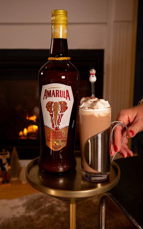 Amarula Mocha | Taste and Tipple Amarula Drinks, Amarula Cocktails, Gin Alcohol, Liqueur Drinks, Fruit Cream, Chocolate Curls, Blogger Photos, Cream Liqueur, Chocolate Cinnamon