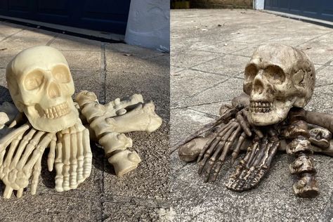 How to Turn a Dollar Store Skeleton Into a Realistic Prop Easily : 5 Steps (with Pictures) - Instructables Kid Friendly Halloween Crafts, Haunted Trail Ideas, Bag Of Bones, Scary Halloween Decorations Diy, Cheap Halloween Decorations, Halloween Skeleton Decorations, Plastic Skeleton, Halloween Props Diy, Kid Friendly Halloween