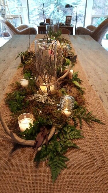 Woodland inspired wedding Outdoorsy Centerpiece Ideas, Woodland Engagement Party, Modern Woodland Wedding, Dnd Table Decorations, Forest Themed Table Decor, Dnd Wedding Decorations, Wedding Inspo Forest, Woodland Centerpiece Wedding, Forest Core Wedding