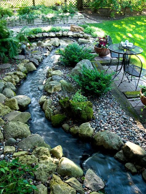 Garden Stream, Taman Air, Garden Pond Design, Koi Ponds, Pond Landscaping, Backyard Water Feature, Waterfalls Backyard, Small Backyard Gardens, Dry Creek