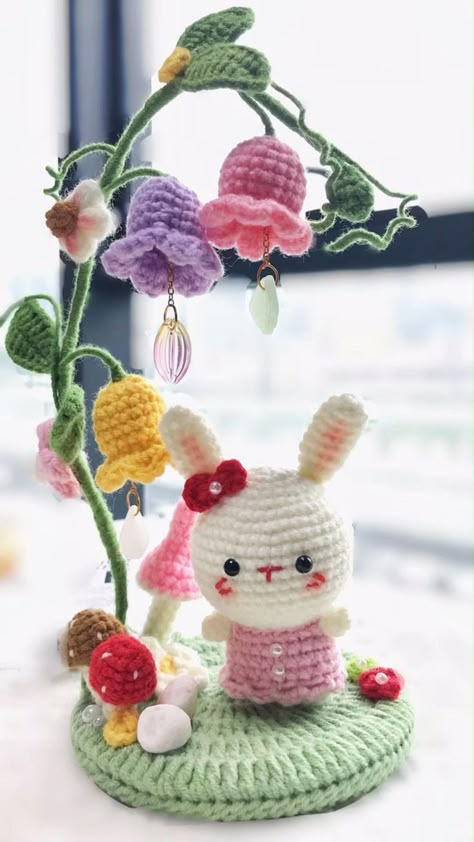 Crochet Lamp, Rabbit Flower, Flower Night, Crochet Case, Crochet Fairy, Pola Amigurumi, Crochet Bee, Crochet Rabbit, Diy Crafts Paper Flowers