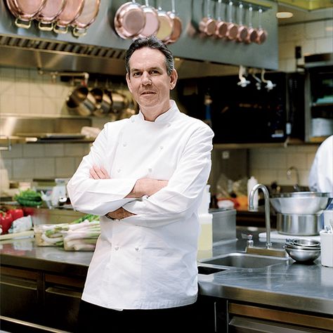 15 Lessons from 20 Years of the French Laundry A Chef, The Chef, Chef In Kitchen, Chef Food, Kitchen Chef Photography, Chef Cooking, Chef Kitchen, Chef Full Form, Chef Editorial Photography