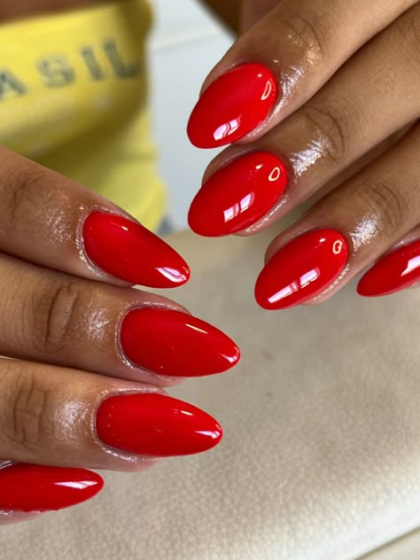 Red Nails Dark Skin, Short Almond Red Nails, Red Nails Dark, Almond Red Nails, Nails Dark Skin, Short Red Nails, Almond Gel Nails, Stiletto Nails Short, Sweet Nails