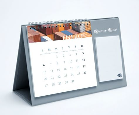 Diseño de merchandising para Smart Logistic Desk Calender Design Ideas Creative, Design Calendar Ideas, Table Calendar Design Ideas, Calendar Cover Design, Desk Calendar Design, Graphic Design Magazine, Calendar For Kids, Table Calendar, Creative Calendar