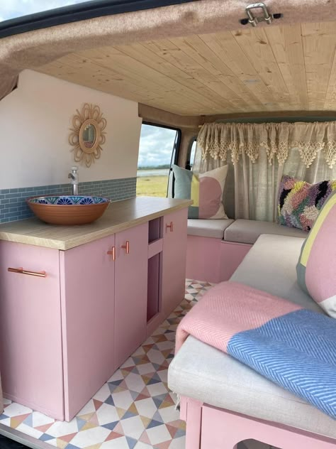 Pink Van Conversion, Colourful Van Interior, Pink Van Interior, Pink Van Life, Van Color Ideas, Mini Van Conversion, Minivan Camper, Kangoo Camper, Minivan Camper Conversion