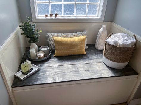 Convert Bathtub To Storage, Bathtub Into Storage, Repurpose Bathtub, Bathtub Cover Ideas, Covered Bathtub, Bathtub Decor Tub Surround, Bath Tub Cover Ideas, Master Bathtub Decor, Unused Bathtub Ideas