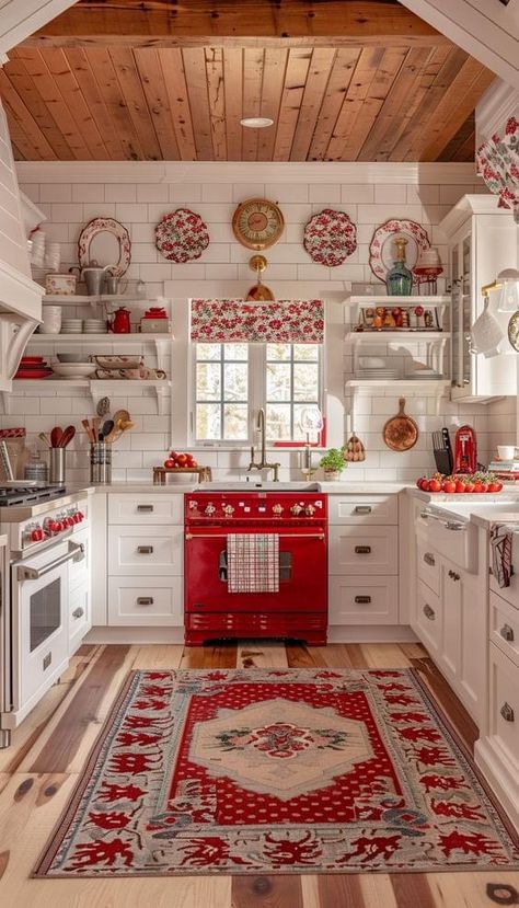 Cute Cabinets, Red And White Farmhouse Kitchen, Red Kitchen Inspiration, Strawberry Living Room, Red And White Kitchen Ideas, Strawberry Home Decor, Strawberry Kitchen Theme, Country Red Kitchen, Red And White Kitchen Cabinets