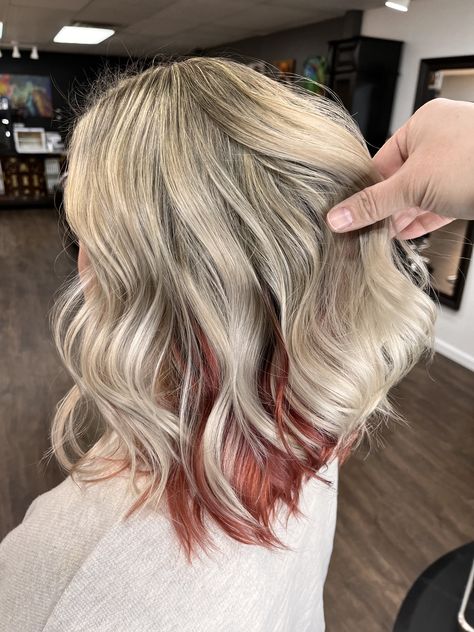 Blonde Bob With Red Underneath, Blonde With Peekaboo Color Fall, Blonde Hair With Maroon Peekaboo, Copper Underneath Blonde Hair, Blonde Hair With Orange Underneath, Blonde Hair With Copper Underneath, Summer Hair Dye Ideas For Blondes, Blonde On Top Copper Underneath, Blonde On Top Red Underneath