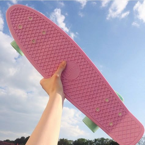 Pink penny board Penny Board Aesthetic, Pink Skateboard, 3 Bff, Dreamland Billionaires Series, Skate Photography, Penny Boards, Long Boarding, Cruiser Boards, Board Skateboard