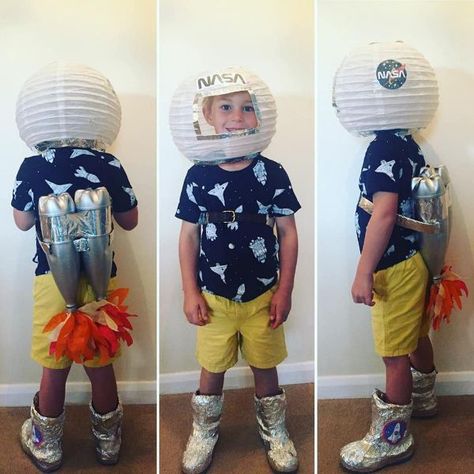 Homemade Costume Ideas for Kids Outer Space Costume, Space Preschool, Space Crafts For Kids, Space Costumes, Astronaut Costume, Astronaut Party, Outer Space Party, Outer Space Theme, Outer Space Birthday