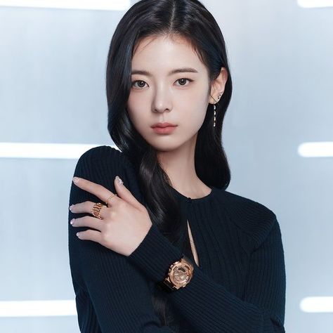 ITZY for Casio G-SHOCK Women Taiwan 2023 Lia Photoshoot, Princess Lia, New G Shock, It'z Me, Lia Itzy, Casio G Shock, Korean Idol, G Shock, Record Label