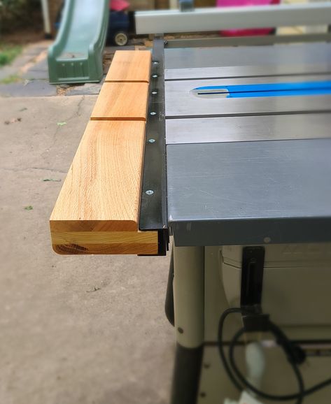 Table saw extension (phase 1) » Famous Artisan Tablesaw Outfeed Table, Rigid Table Saw, Table Saw Crosscut Sled, Delta Table Saw, Table Saw Extension, Home Made Table Saw, Craftsman Table, Outfeed Table, Table Saw Station