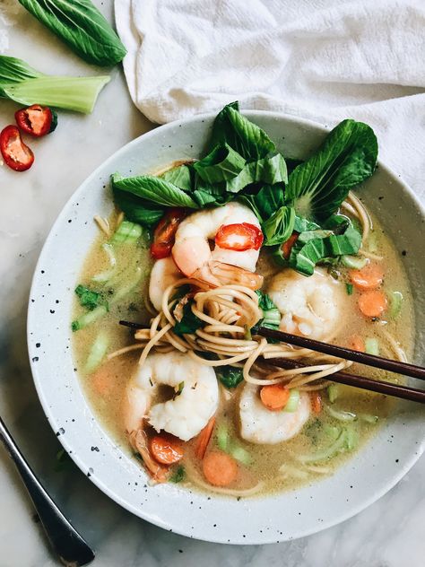 Prawn Miso Noodle Soup for One Soup For One, Sweet And Sour Prawns, Miso Noodle Soup, Prawn Soup, One Pot Wonder, Miso Soup Recipe, Recipe For One, Shrimp Soup, Japanese Soup