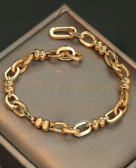 Making a Statement: The Allure of Chunky Jewelry Gold Chain Link Bracelet, Bracelet En Or, Chain Bracelet Gold For Women, Trending Gold Jewellery Designs, Stylish Jewelry Gold, Bracelet Or, Real Gold Bracelet, Dope Jewelry Accessories, Elegant Lifestyle