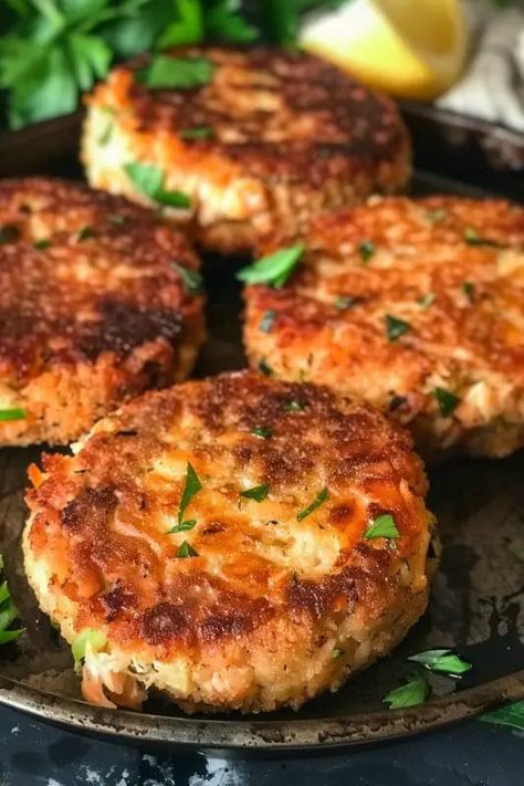 Canned Salmon Patties (Best Ever) - Recipecs Easy Canned Salmon Patties, Salmon Pattie’s, Salmon Patties Recipe Canned, Salmon Cakes With Canned Salmon, Canned Salmon Cakes, Health Benefits Of Salmon, Keto Salmon Patties, Easy Salmon Patties, Benefits Of Salmon