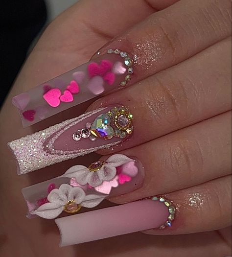 Nails Spring Break, Groovy Nails, Spring Nails 2023, Nail Designs Bling, Nails Easter, Vday Nails, Spring Break Nails, Medium Nails, Punk Nails