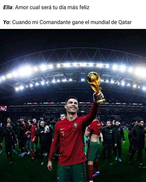 Ronaldo With World Cup Trophy, Cr7 World Cup, Ronaldo King, College Image, Goat Simulator, Ronaldo Video, Cristiano Ronaldo Quotes, Ronaldo Portugal, Cristiano Ronaldo Video