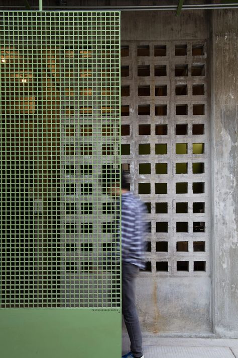 Productora converts Mexico City textile factory into artist spaces Concrete Exterior, Wooden Workshops, Mexican Architecture, Concrete Buildings, City Office, Textile Factory, Artistic Space, Industrial Architecture, Architecture Studio