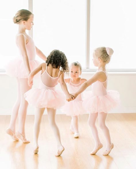 Toddler Ballet | @darlingjosephine #newbornphotos #newbornphotography #familylifestyleinspo #familygoals #familyphotoshoot #familysession #familyphotography #familyphotos #familyphotographs #familypictures #vancouverfamilyphotographer #vancouverfamilyphotography #vancouvernewbornphotographer #eclecticfamilies Ballerina Photography, Ballerina Kids, Toddler Ballet, Toddler Dance, Studio Photoshoot Ideas, Dance Photo Shoot, Baby Ballet, Photos For Instagram, Ballet Kids