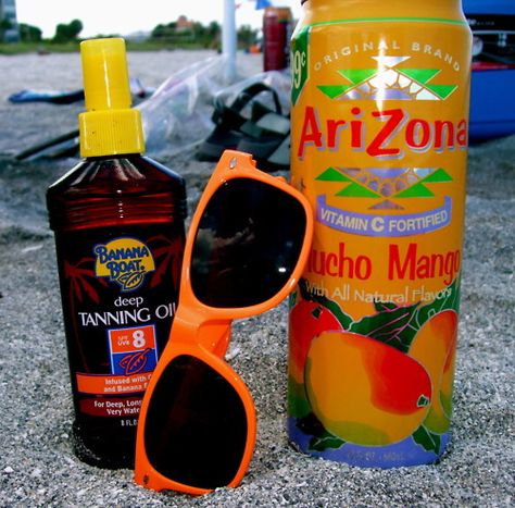 What to Pack for the beach: Suntan Lotion, Sunglasses, Iced tea: All you need @ the Beach #BeachNeeds Tanning Oil, Summer 3, Summertime Fun, Arizona Tea, Summer Lovin, Pink Summer, Beach Bum, Beach Babe, Endless Summer