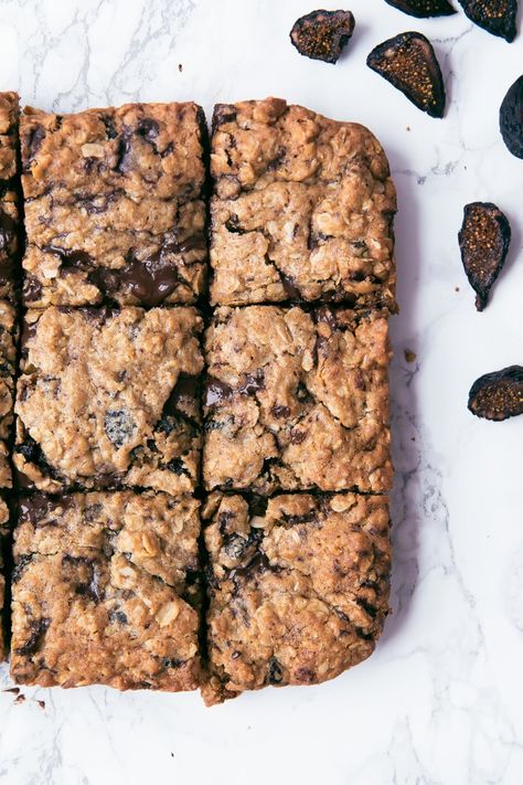 Fig & Dark Chocolate Oatmeal Bars - Broma Bakery Fig Oatmeal, Dark Chocolate Oatmeal, Oatmeal Bars Recipes, Chocolate Oatmeal Bars, Broma Bakery, Fig Bars, Fig Recipes, Chocolate Oatmeal, Oatmeal Bars