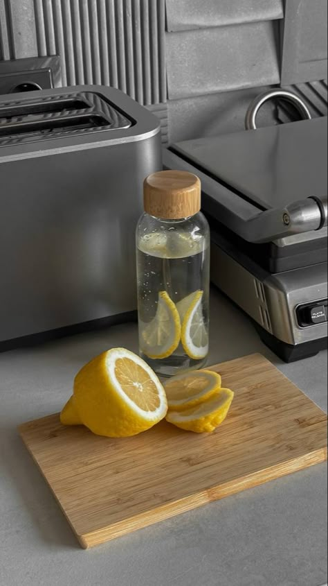 Motivation Aesthetics, Clear Water Bottle, Clean Lifestyle, Aesthetic Space, Fruit Tea, Glass Water Bottle, Life Aesthetic, Lemon Water, Health Is Wealth