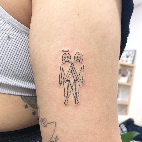 Artist unknown, found this on tiktok. Represents Bpd splitting Tattoos Dissociation, Tattoos Ideas Bpd, Cute Animal Tattoos, Traditional Tattoo Designs, Grunge Tattoo, Aquarius Tattoo, Flame Tattoos, Famous Tattoos, Forarm Tattoos