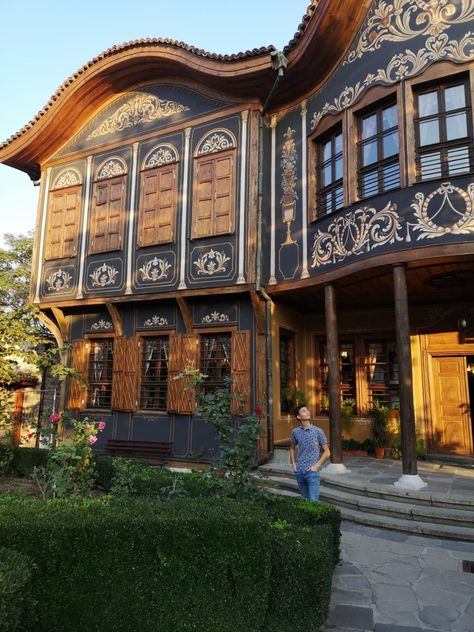 Bulgarian Architecture, Bulgarian Culture, Interior Design Career, Design Career, Granny Chic, Landscape Artwork, 3d Modeling, Traditional House, Bulgaria