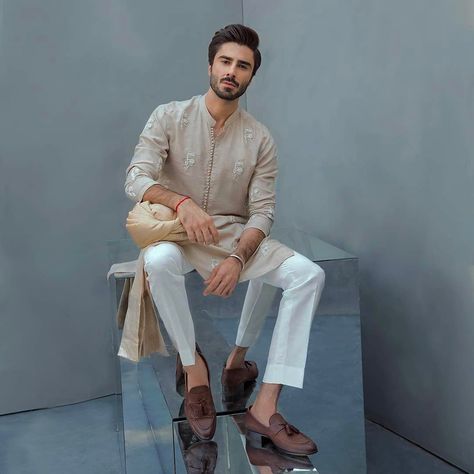 Man Dress Design, Kurta Pants, Boys Kurta Design, Wedding Kurta For Men, Groom Dress Men, Wedding Dresses Men Indian, Gents Kurta Design, Gents Kurta, Kurta Men