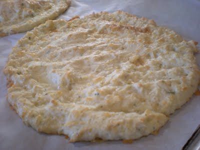 I made this almond meal/parmesan pizza crust tonight. FABULOUS. Parmesan Pizza Crust, Maximized Living Recipes, Grain Free Pizza Crust, Low Carb Spaghetti, Parmesan Pizza, Scd Recipes, Healthy Afternoon Snacks, Specific Carbohydrate Diet, Almond Meal