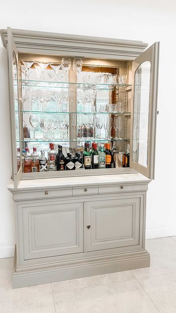 Upcycled Wine Cabinet, Drink Cabinet Upcycled, Dining Room Drinks Cabinet, Refurbished Cabinet Ideas, Upcycled Drinks Cabinet, Drinks Cabinet Ideas, Glassware Cabinet, Refurbished Cabinets, Repurposed China Cabinet