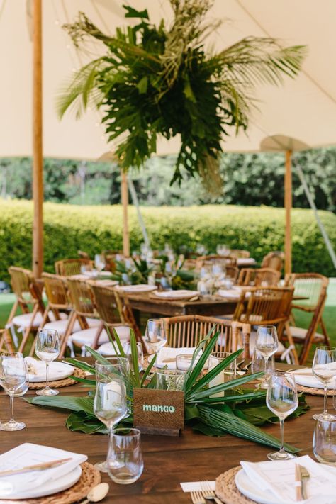 This Couple's Mid Century Hawaiian Wedding Was Described as Maui meets the Hollywood Hills! - Green Wedding Shoes Hawaiian Table Decorations, Four Seasons Miami, Tiki Wedding, Hawaii Decor, Maui Restaurants, Intimate Destination Wedding, Cocktail Serving, Surf Club, Birthday Party Theme Decorations