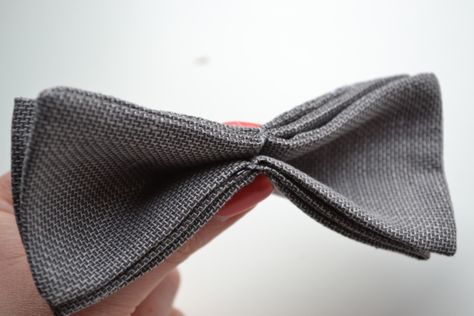 Make for Your Man… How to make a bow tie | The Sewing Sessions Diy Bow Tie For Men, How To Make Bowties, Mens Bowtie Pattern, Valentines Handmade Gifts, How To Make A Bowtie, How To Sew A Bow Tie, Tie Pattern Free, Valentines Handmade, Make A Bow Tie