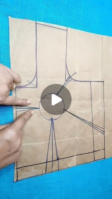 Blouse Diy Sewing, Blouse Stiching Tutorial, Stiching Ideas Sewing, Basic Blouse Pattern, Simple Blouse Pattern, Blouse Pattern Free, Basic Blouse Designs, Blouse Tutorial, Sister Songs