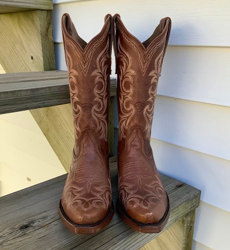 Cowboy Boots And Jeans Womens, Prom Cowgirl Boots, Cowboy Boots Woman, Brown Leather Cowboy Boots, Tony Lomas Boots, Woman’s Cowboy Boots, Cowgirl Work Boots, Western Cowgirl Boots, Women’s Western Boots