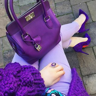 Louboutin Pigalle, Cool Winter, Chanel Backpack, Latest Bags, Replica Designer Handbags, Purple Love, Chanel Purse, Louis Vuitton Belt, Best Handbags