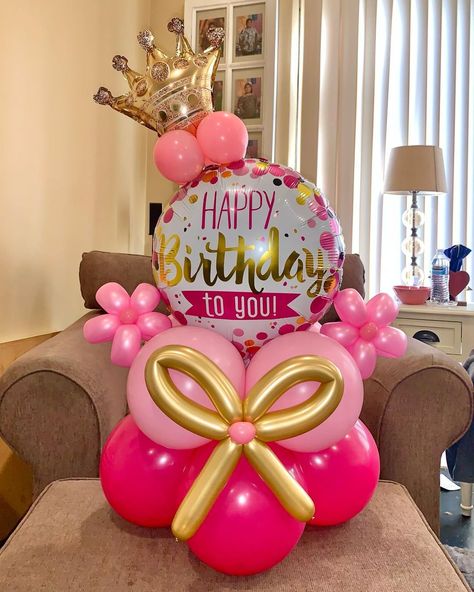 Diy Happy Birthday Decorations, Pink Balloon Arrangements, Birthday Bouquet Balloons, Bouquet Balloons Ideas, Small Birthday Balloon Bouquet, Lol Birthday Decorations, Barbie Balloon Bouquet, Balloon Arrangement Ideas, Small Balloon Bouquet Ideas