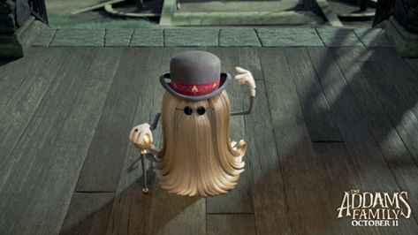 Popular GIF Cousin Itt Addams Family, Addams Family Tattoo, Gif Hello, Addams Family Cartoon, Cousin Itt, It Chapter 2, Hello Gif, Family Meeting, Family Tattoo