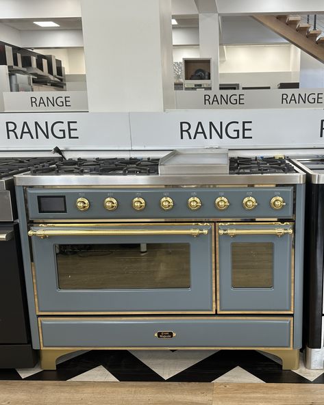 🎉 We are excited to announce that Town Appliance now carries ILVE @ilve_official, a renowned Italian brand known for its stylish and high-performance kitchen appliances! For over 50 years, ILVE has been a genuine specialist in cooking systems, combining innovation, elegance, and professional performance. From their iconic Panoramagic range cooker in the 1970s to the classic Majestic and Nostalgie series, ILVE appliances are designed to bring joy and satisfaction to every kitchen. Crafted wi... Ilve Appliances, Electric Ranges, Oven Hood, Professional Appliances, Refrigerator Accessories, Cooking Range, Induction Range, Fridge Top, Dual Fuel Ranges