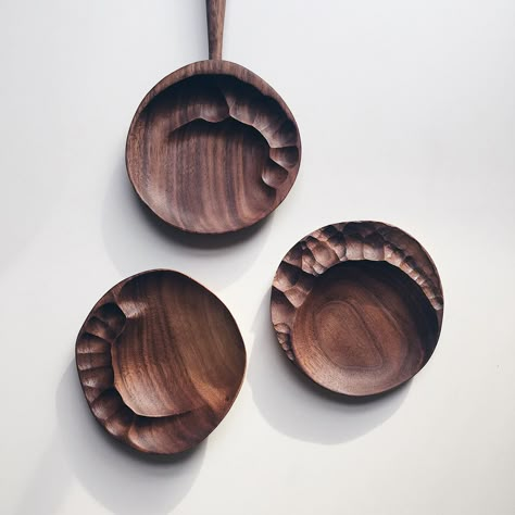 Sculpture — Luke Hope Wood Bowls Carving, Wood Dishes, Wooden Platters, Wooden Objects, Wooden Dishes, Wood Art Projects, Woodworking Inspiration, Wood Router, Wood Turning Projects