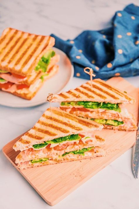 Recept Sandwiches, Best Easy Dinner Recipes, Steak Sandwiches, Easy Healthy Lunch Recipes, Easy Healthy Lunches, Club Sandwich, Picnic Food, Chapati, Cafe Food