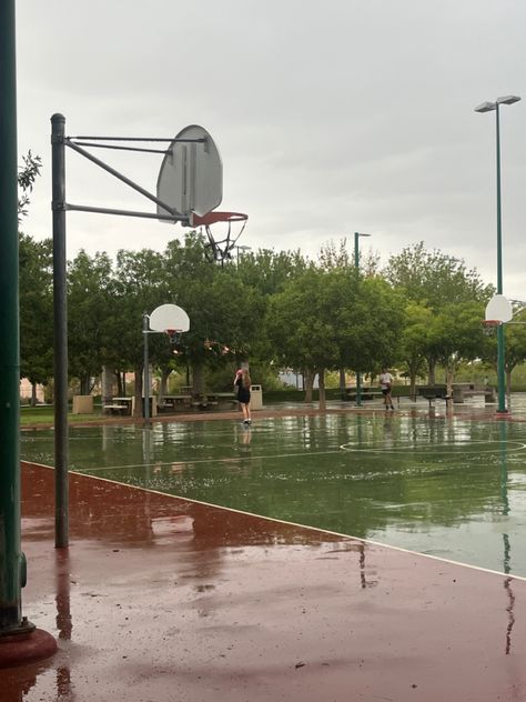 rain rainy basketball park cloudy girl Rainy Basketball Court, Basketball Park, Fake Account, Blue Spring, Basketball Girls, Basketball Games, Blue Springs, Dream Board, Basketball Court