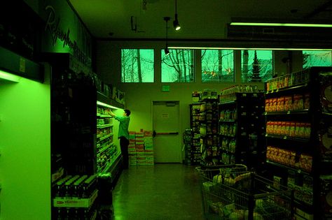 Store Dani California, Dark Green Aesthetic, Slytherin Aesthetic, Cinematic Photography, Dark Night, Green Aesthetic, Green Light, Neon Green, Grocery Store