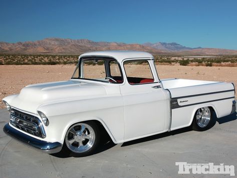 1957 Chevrolet Cameo - Americana 1957 Chevy Truck, 57 Chevy Trucks, Chevy Apache, Chevy Stepside, Chevrolet Apache, Old School Trucks, Old Chevy, Custom Chevy Trucks, 1957 Chevy