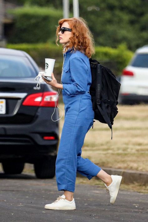 Glass Of Coffee, Jessica Chastain Style, Margarita Drink, Red Hair Inspiration, Kristen Stewart Style, Form Fitting Tops, In The Zone, Easy Outfit, The Zone