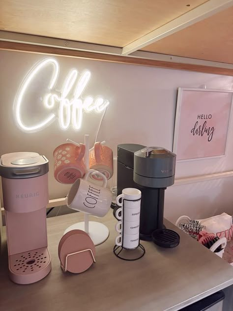 Keurig In Bedroom, College Apartment Coffee Bar, Pink Keurig Coffee Station, College Dorm Coffee Station, College Coffee Bar, Pink Apartment Aesthetic Kitchen, Pink Coffee Bar Ideas, Small Office Coffee Station, Coffee Bar Ideas Dorm