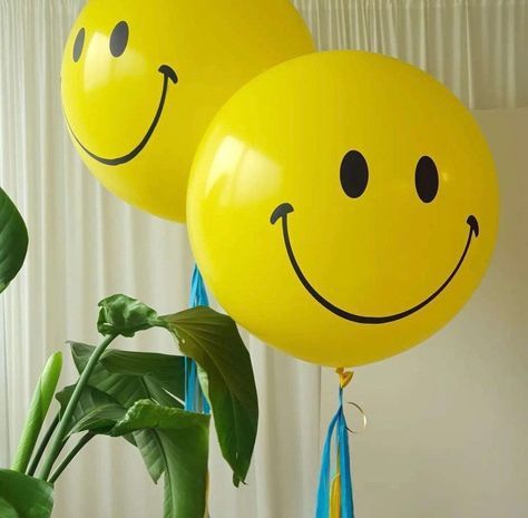 Giant 36 Inch Smiley Face Balloons - Etsy Smiley Face Balloon, Odd Squad, Party Blowers, Backdrop Birthday, One Balloon, Balloon Birthday, My Son Birthday, Celebration Quotes, Family Birthdays