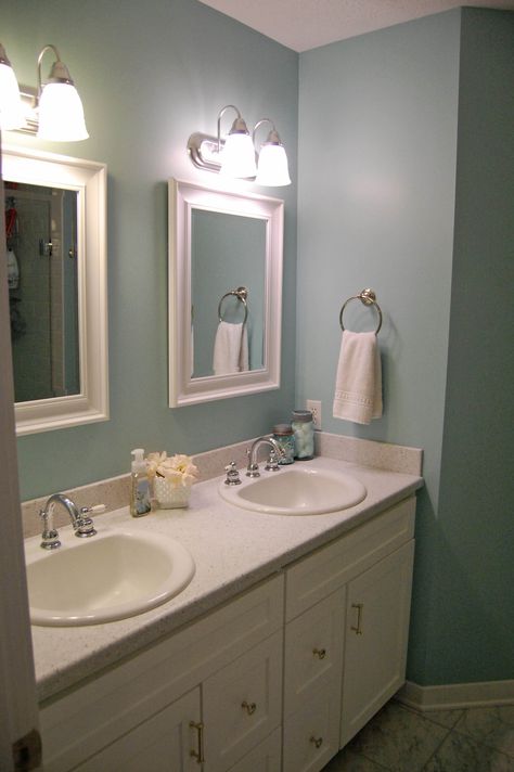 Seashell Bathroom Ideas, Sherwin Williams Watery, Seashell Bathroom, Sherwin Williams Paint, Bathroom Paint Colors, Bathroom Counter, Bathroom Color, House Furniture Design, Big Bathrooms