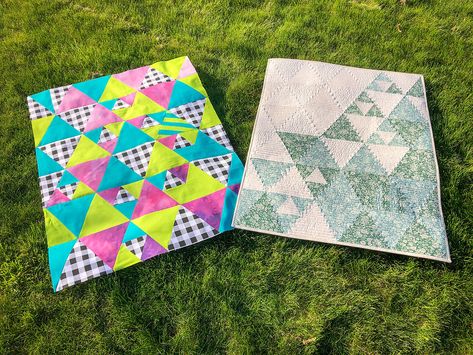 Just Four Fat Quarters! Charity Ideas, Scrap Quilting, Triangle Quilts, Kids Quilts, Quick Quilt, Fat Quarter Quilt, Baby Throw, Quilting Inspiration, Triangle Quilt